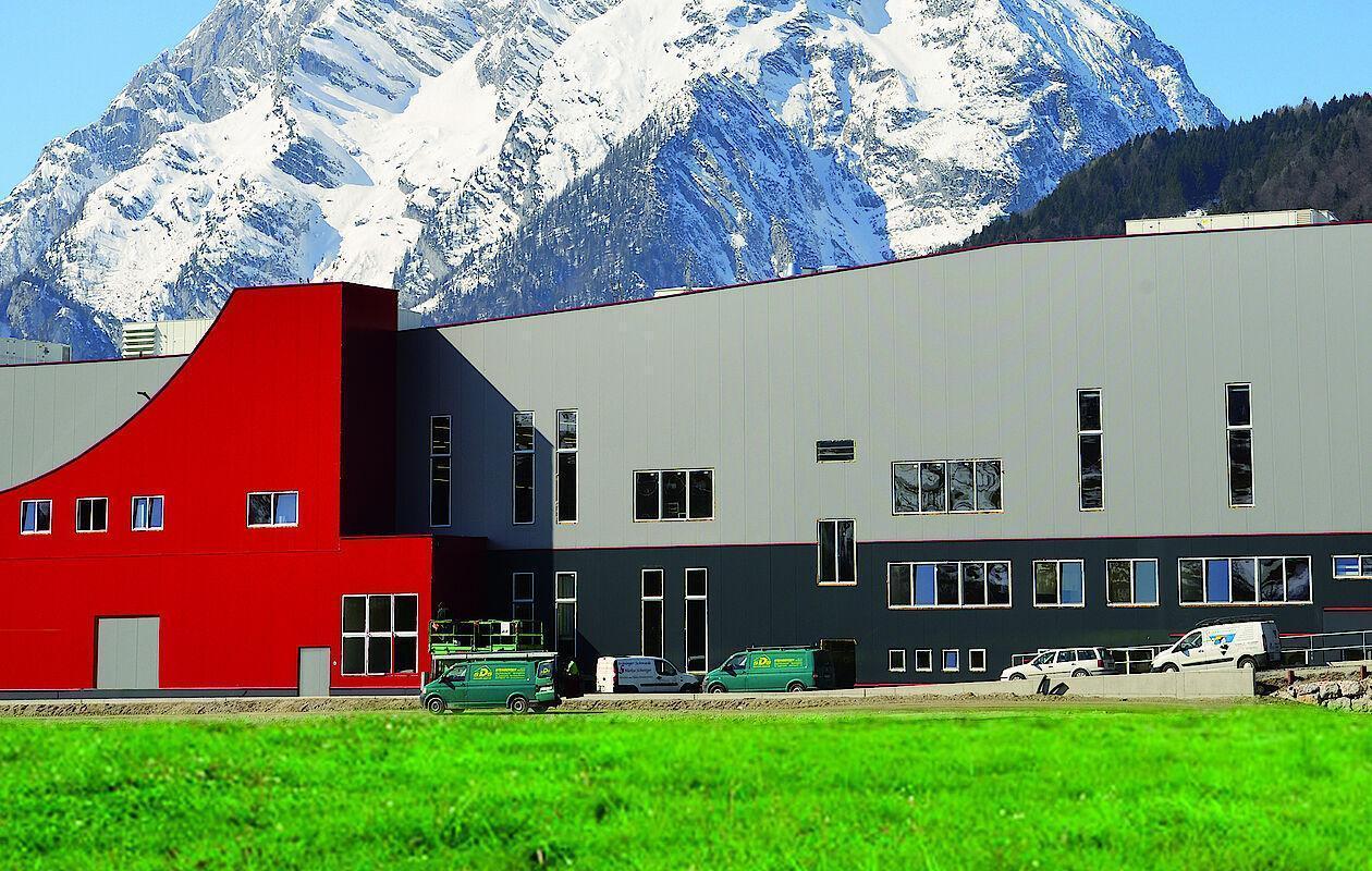 Tierfreund Produktionsstaette Tierfreund Produktionsstaete mt Grimming