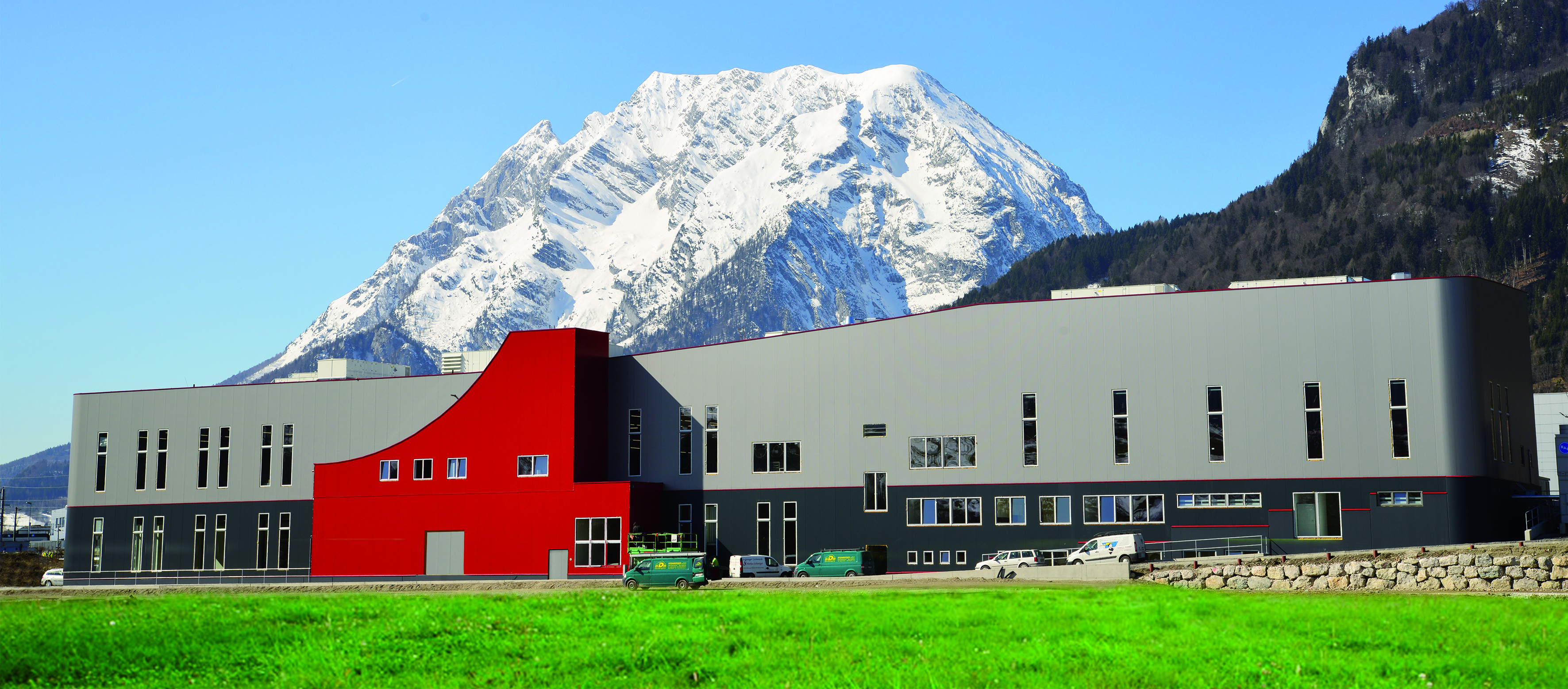 Tierfreund Produktionsstaette Tierfreund Produktionsstaete mt Grimming